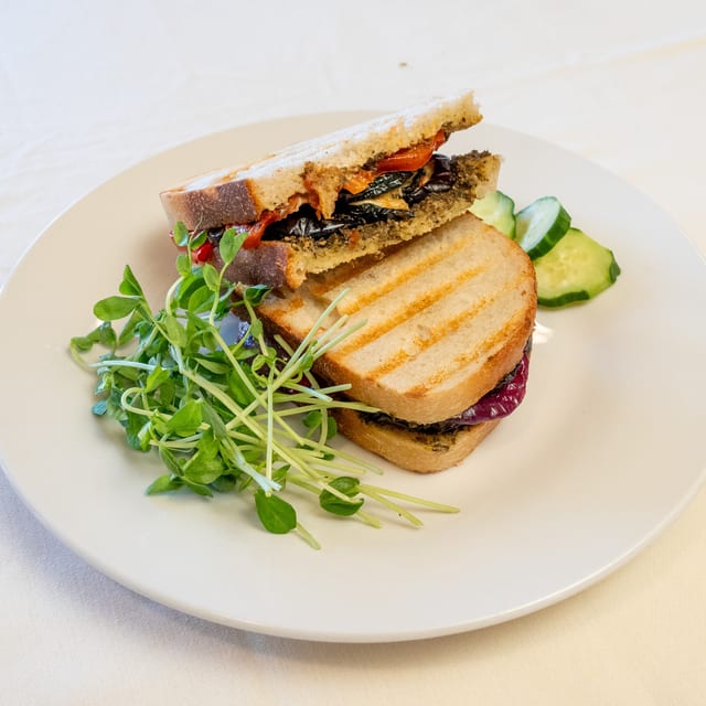 Veggie Lovers (Sandwich or Wrap).